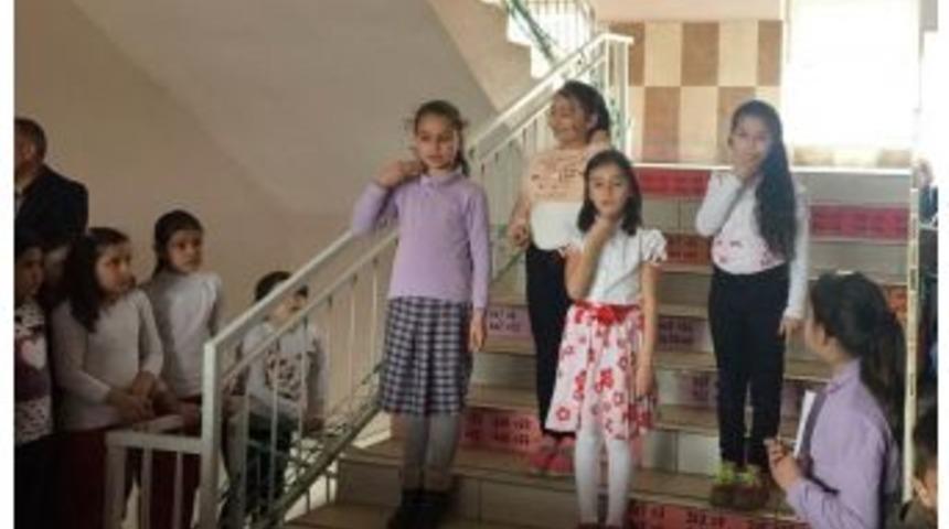 Atat&uuml;rk İlkokulunda &rsquo;şehitleri Anma G&uuml;n&uuml;&rsquo; Etkinliği