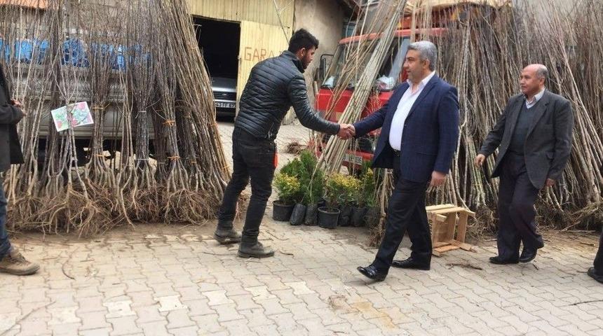 Hisarcık Ak Parti Teşkilatı &lsquo;evet&rsquo; İ&ccedil;in Pazara İndi