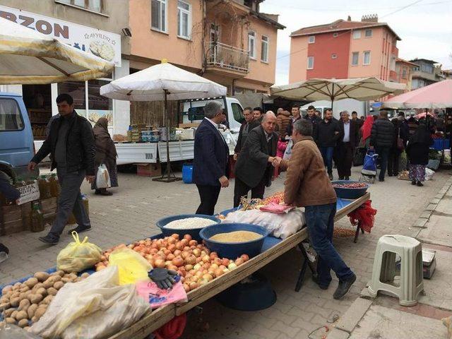 Hisarcık Ak Parti Teşkilatı ‘evet’ İçin Pazara İndi