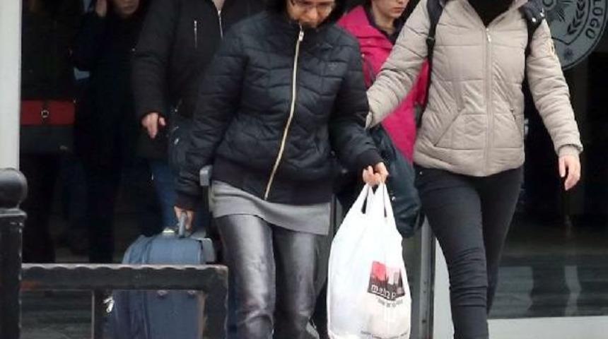 Fet&ouml;'den G&ouml;zaltına Alınan 16 Hakim Ve Savcı Adliyede