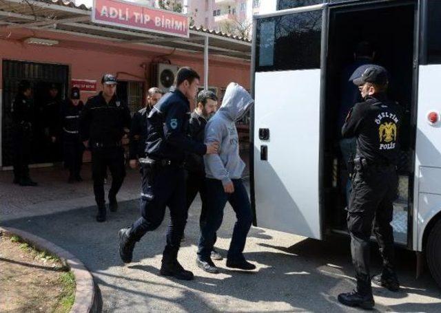 Fetö Soruşturmasında Gözaltına Alınan 14 Eski Polis Adliyede