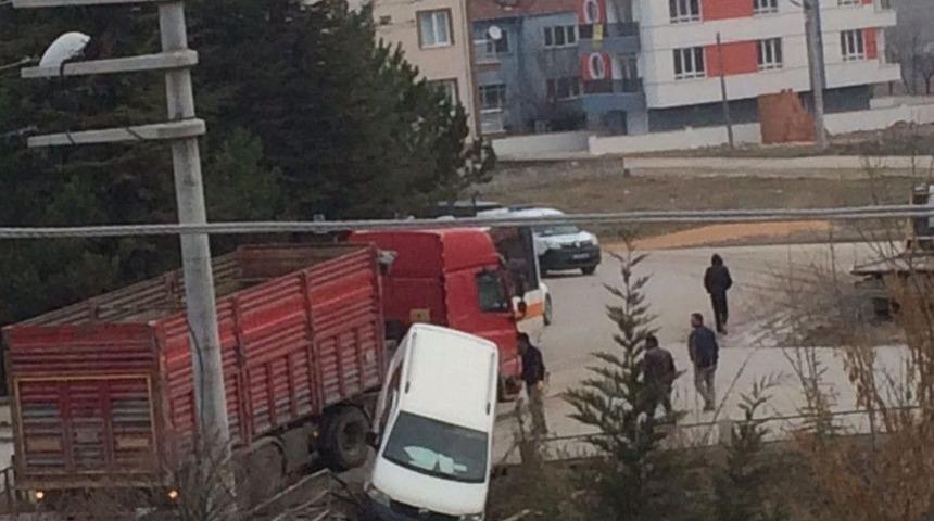 Kazalara Davetiye &Ccedil;ıkartan Dar K&ouml;pr&uuml; İ&ccedil;in &Ccedil;&ouml;z&uuml;m Bekliyorlar