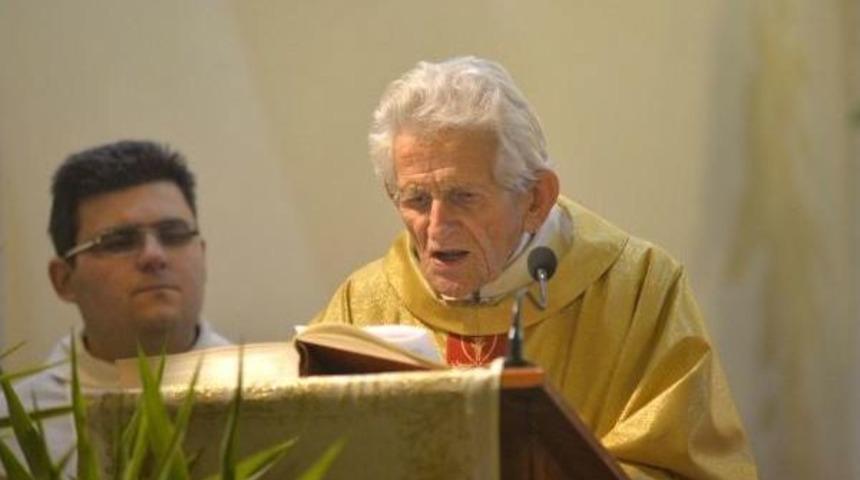 Mersin'de Katoliklerin Ruhani Reisi Roberto Ferrari Hayatını Kaybetti