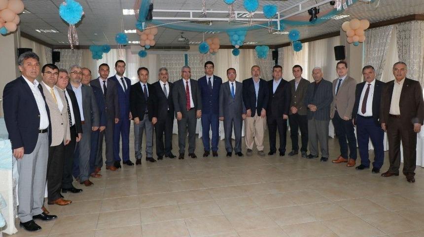 Adana&rsquo;daki 15 Stk&rsquo;dan &lsquo;evet&rsquo; &Ccedil;ağrısı