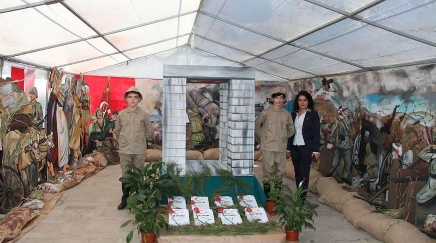 Arife &Ouml;ğretmen, &Ccedil;anakkale&rsquo;yi Gidemeyenlerin Ayağına Getirdi