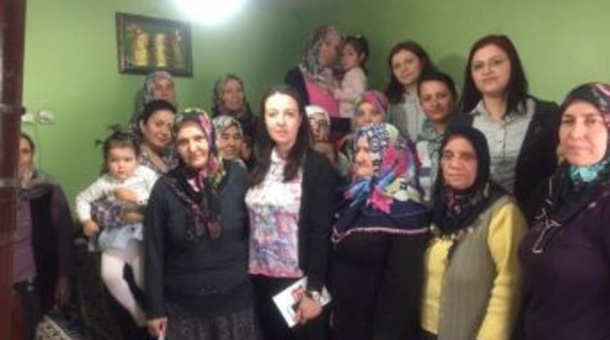 Ak Parti Kadın Kolları Mahallerde Referandum &Ccedil;alışmalarına Devam Ediyor