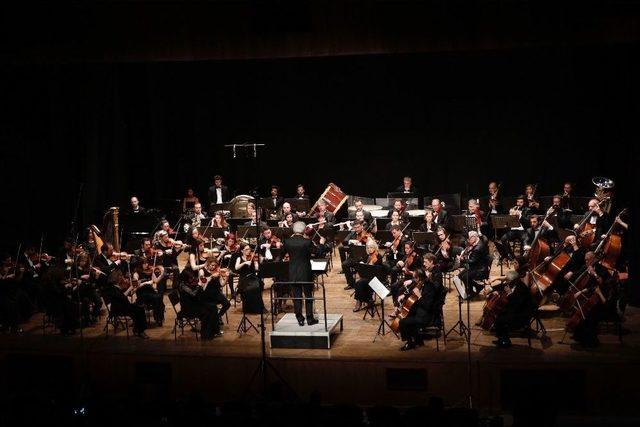 Devlet Senfoni Orkestrası Çanakkale Zaferi’nin Ruhunu Yaşattı