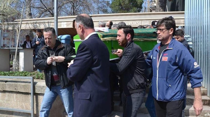 Gazeteci İsmail Taka&rsquo;nın Acı G&uuml;n&uuml;