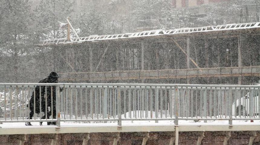 Bayburt’ta Kar Yağışı