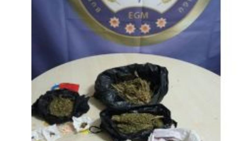 Bursa Polisi Uyuşturucu Satıcılarına G&ouml;z A&ccedil;tırmıyor