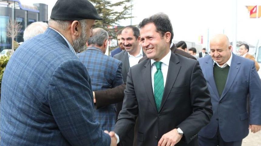 Altunyaldız, Sanayicilerle Bir Araya Geldi