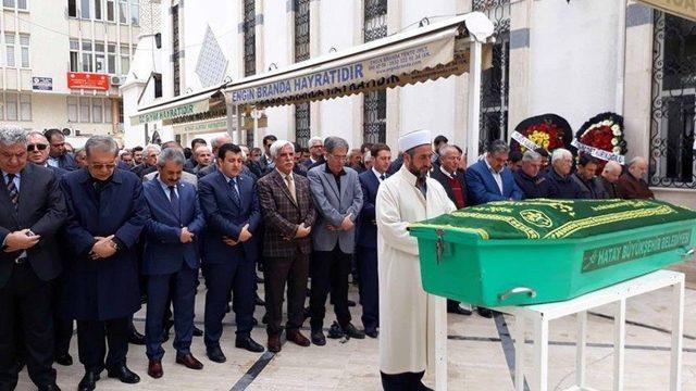 Eski Başhekim Dualarla Uğurlandı