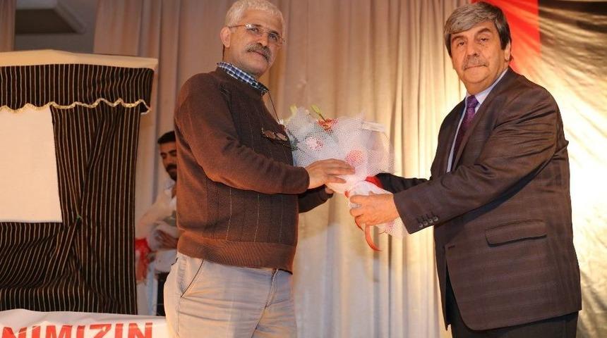 Karag&ouml;z, Burhaniyeli Minikleri Kahkahalara Boğdu