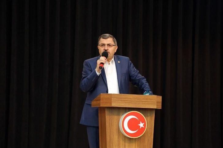 Esenyurt’ta Eğitim Bir-sen’den Konferans G5