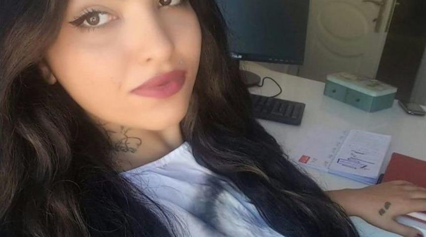 Antalya’da Otomobilin Önüne Atlayan Genç Kızın Durumu İyiye Gidiyor