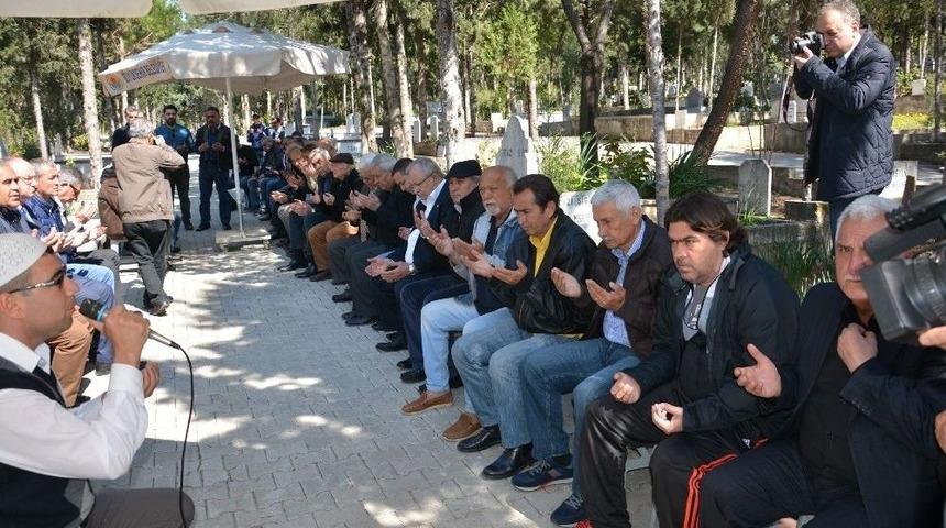 Ali Hoşfikirer, Kabri Başında Anıldı