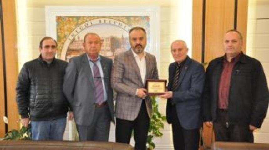 Aktaş&rsquo;a T&uuml;keticilerden &Ouml;d&uuml;l