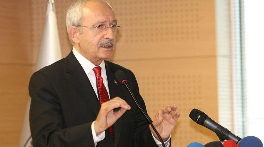 Kılı&ccedil;daroğlu Muhtarlarla Bir Araya Geldi