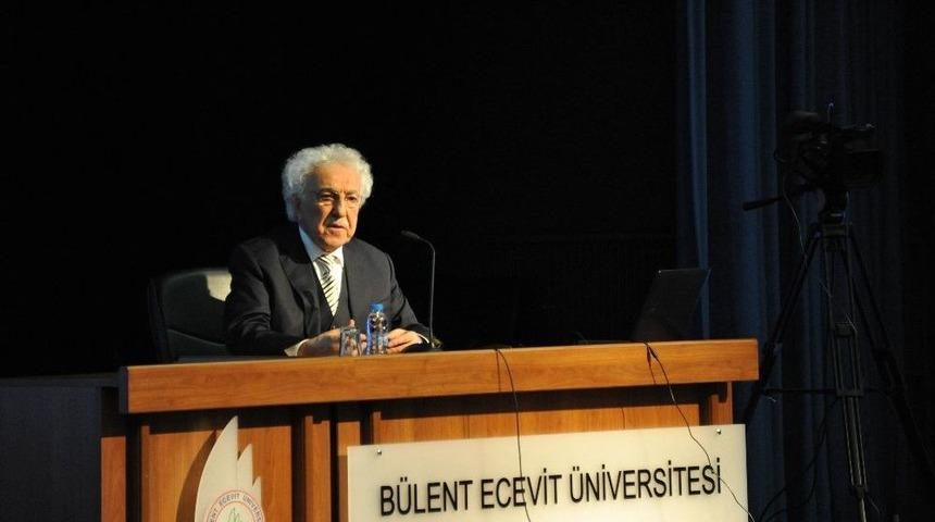 Kaya, K&uuml;lt&uuml;r Ve Medeniyetin Temel &Ouml;zelliklerini Anlattı