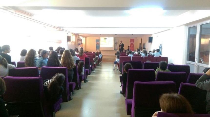 T&uuml;keticiyi Koruma Haftasında &Ouml;ğrencileri Bilgilendirme &Ccedil;alışmaları