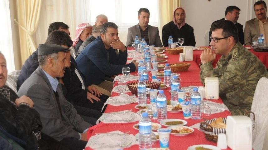 Cizre&rsquo;de Şehit Ve Gazi Yakınları Yemekte Bir Araya Geldi