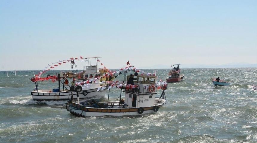 S&uuml;leymanpaşa Belediyesi &Ccedil;anakkale Zaferi&rsquo;ni Hem Karada Hem Denizde Kutladı
