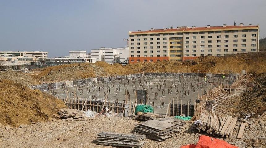 Od&uuml; Rekt&ouml;rl&uuml;k Binası İnşaatı Devam Ediyor