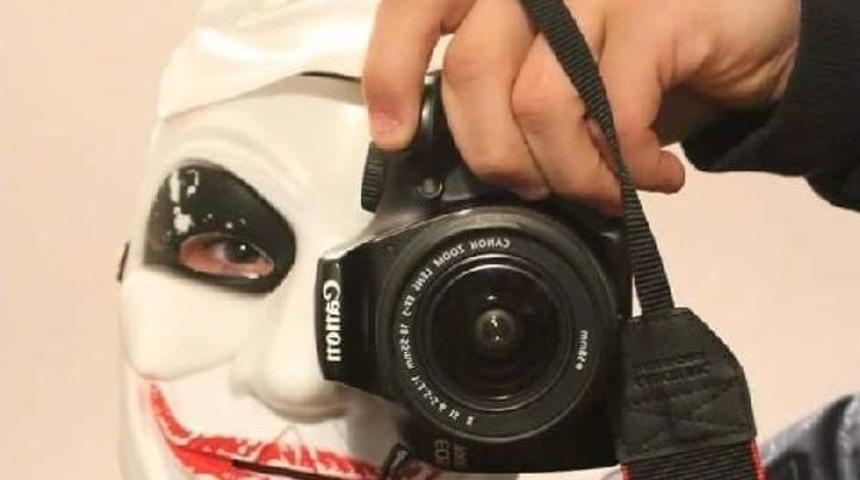 Lisede Dehşet; Boynundan Bı&ccedil;akladığı Arkadaşı &Ouml;ld&uuml;, Kendisi Yaralandı (3)