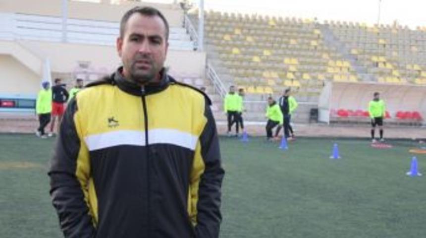 &Uuml;niversite Futbol Takımı Az Parayla &Ccedil;ok İş Yaptı