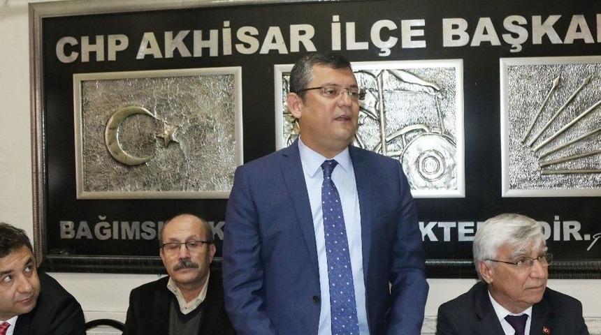 Chp&rsquo;li &Ouml;zg&uuml;r &Ouml;zel Ve Selin Sayek B&ouml;ke Akhisar&rsquo;da Konuştu