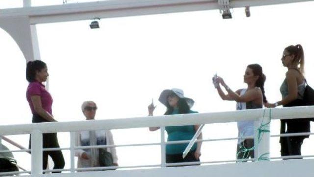 Yılın Ilk Tekne Turu İranlı Turistlerle Başladı
