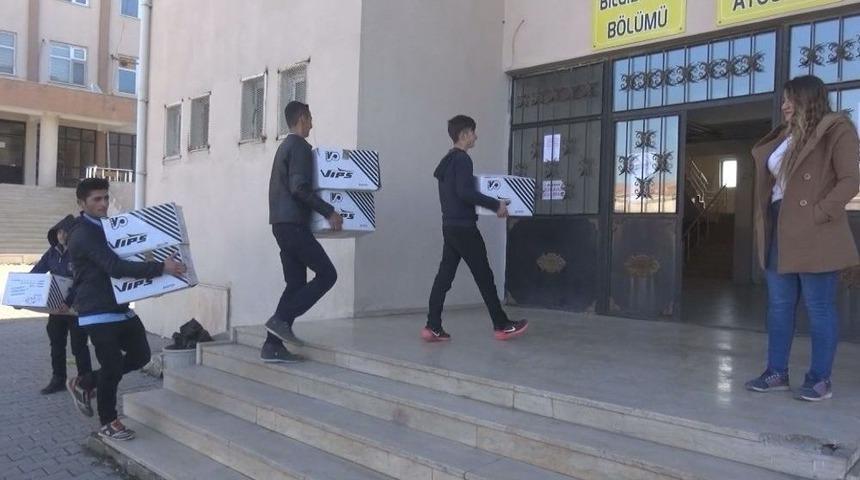 Kocaeli&rsquo;nden Silopi&rsquo;ye 600 &Ccedil;ift Ayakkabı Yardımı