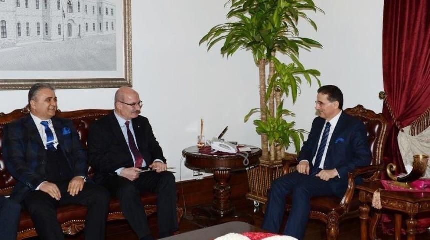 Vali Topaca: &ldquo;esnafı Zora Sokacak İşlem Yapmayız&rdquo;