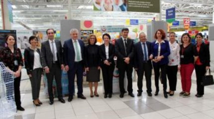 Aydın’da Akılcı İlaç Kullanımı Standı Açıldı