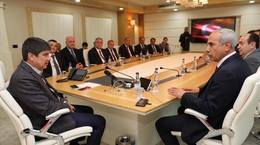 T&uuml;rel, Yeşil Antalya İ&ccedil;in &Ccedil;alışıyoruz