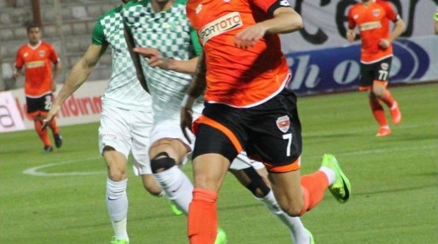 Ahmet Dereli Atıyor, Adanaspor Kaybetmiyor