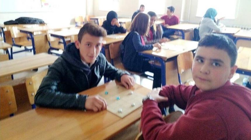 Hisarcık&rsquo;ta Lise &Ouml;ğrencilerine Zeka Oyunları Kursu