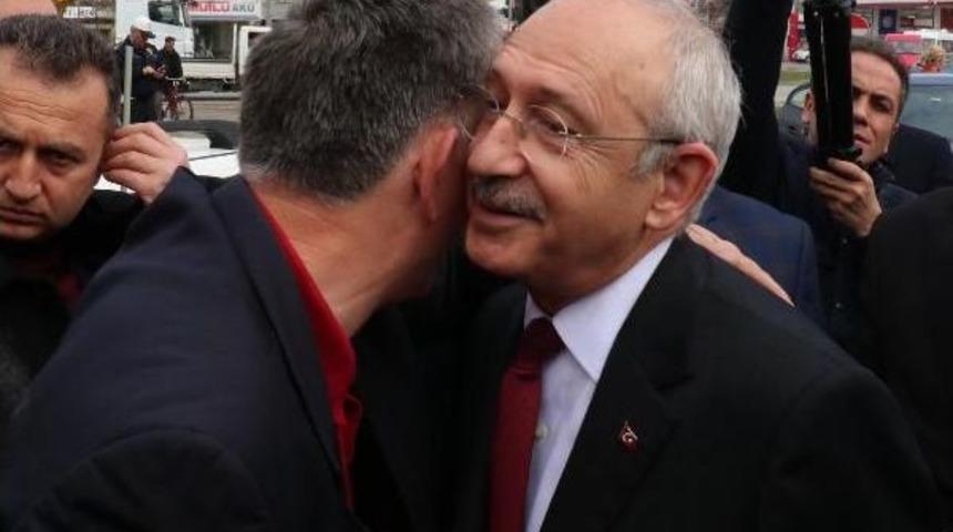 Kılıçdaroğlu'ndan Şehit Ailesine Ziyaret
