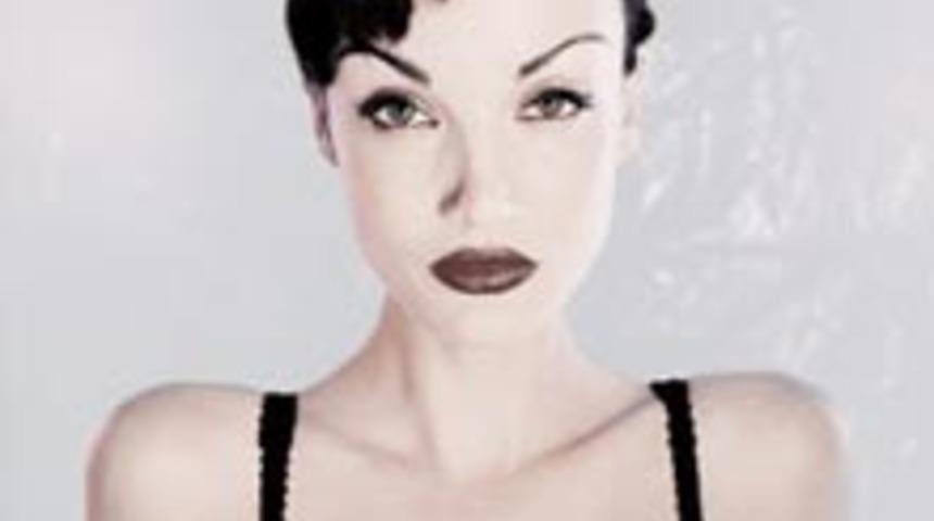 Dekolte Estetiği Nasıl Yapılıyor?