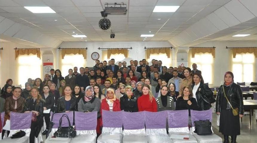 &Ouml;ğretmenlere "sosyal Girişimcilik Eğitimi"