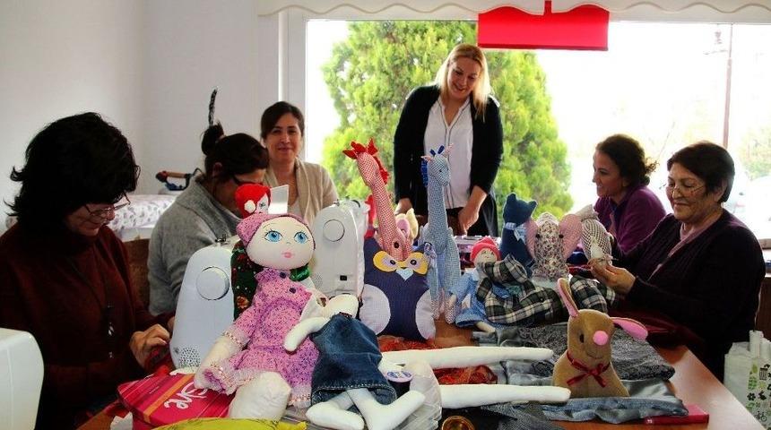 L&ouml;semili &Ccedil;ocukları Sevindirdiler