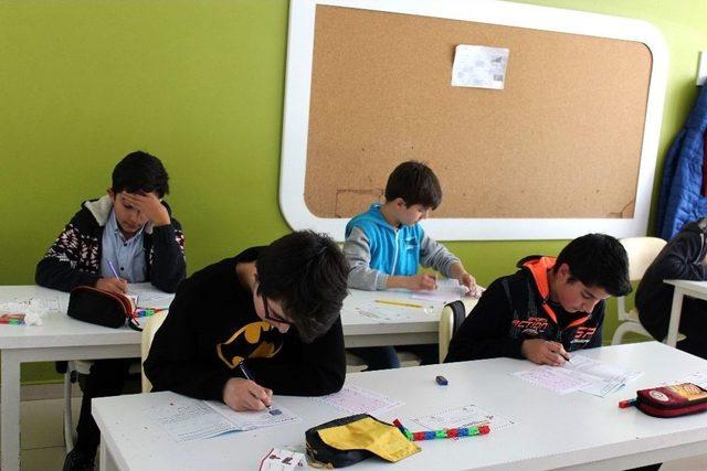 Çınar Koleji, Kanguru Matematik Sınavına İkinci Kez Ev Sahipliği Yaptı