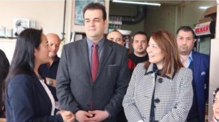 Ak Parti Tepebaşı İl&ccedil;e Başkanlığının Mahalle Gezileri Devam Ediyor