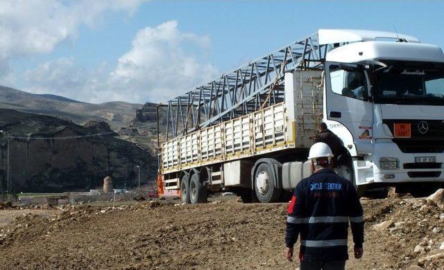 Hasankeyf İle Birlikte Elektrik Şebekesi De Taşınıyor