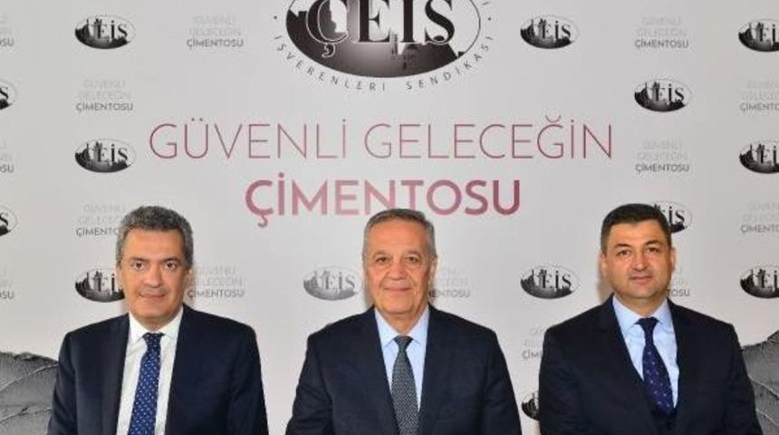 &Ccedil;eis: Beton Yol En G&uuml;zel Cari A&ccedil;ık Kapatma Y&ouml;ntemi
