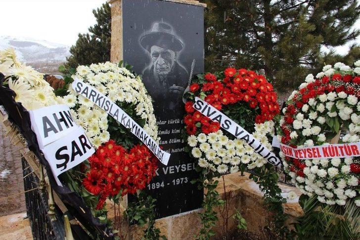 Dostları Aşık Veysel’i Unutmadı G4