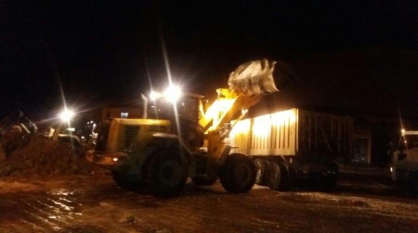 &Ccedil;aldıran Belediyesinden Kar Mesaisi