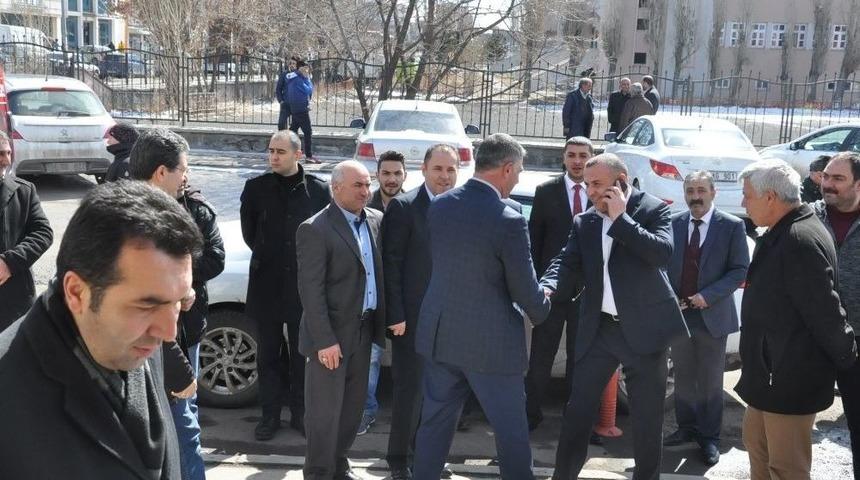 Mhp Kars&rsquo;ta 16 Nisan &Ouml;ncesi Se&ccedil;im Koordinasyon Merkezi A&ccedil;tı