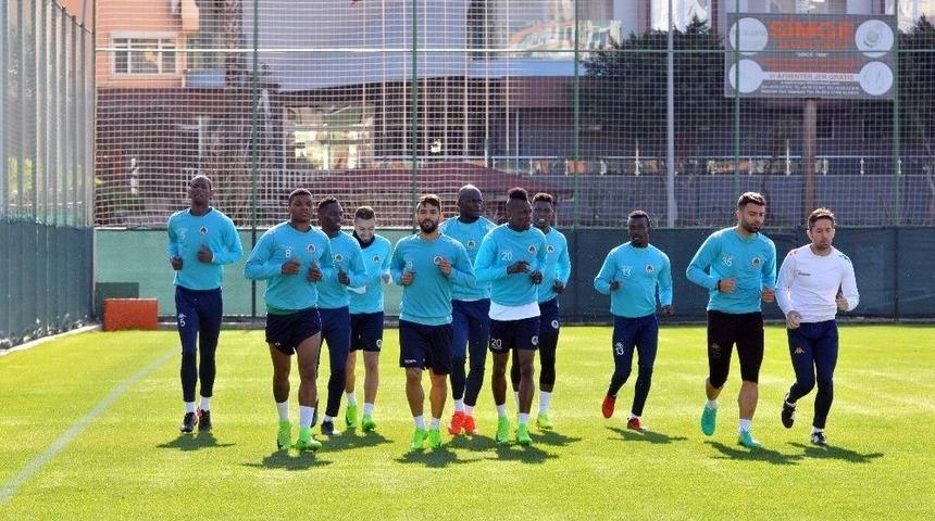 Aytemiz Alanyaspor&rsquo;a 4 G&uuml;nl&uuml;k Galibiyet İzni