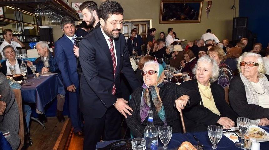 Beşiktaş&rsquo;ta Yaşlılara &Ouml;zel Konser